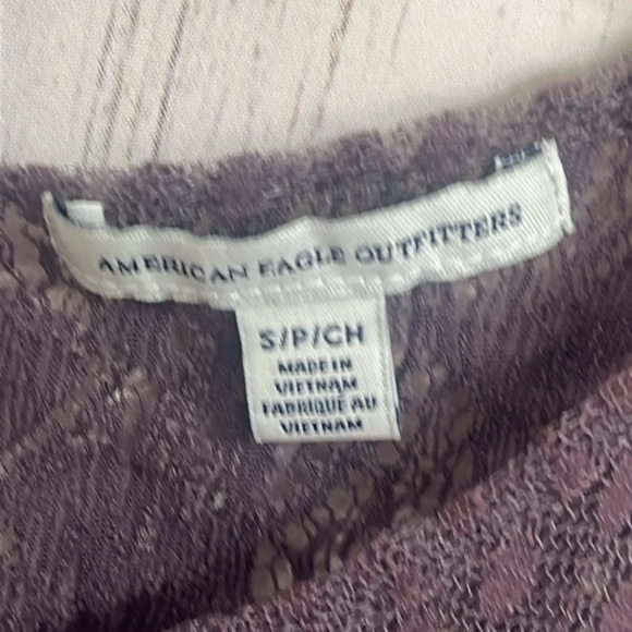 American Eagle Outfitters Purple Mauve Lace Tank Top Semi Sheer Size Small - Picture 7 of 8